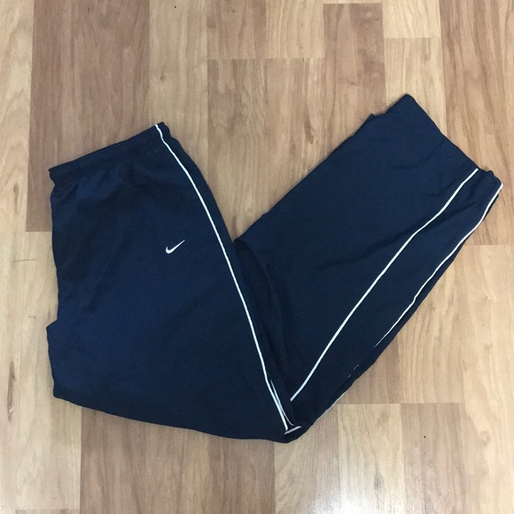 nike pants zipper leg